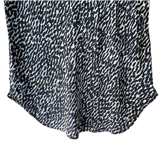 BURBERRY BRIT | NWOT PURE SILK V-NECK TANK TOP BLOUSE NAVY BLUE & WHITE | MEDIUM - Picture 4 of 7